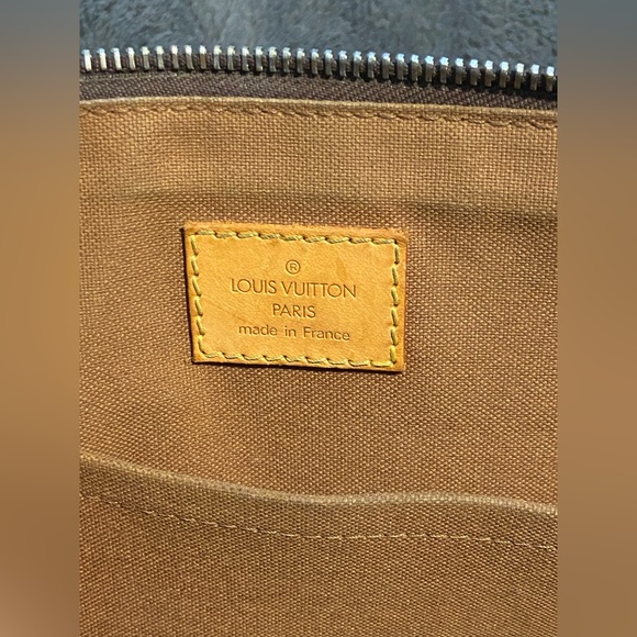 Louis Vuitton Popincourt Haut Handbag - Picture 6 of 6